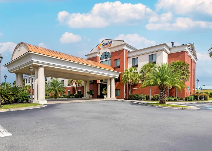 Comfort Suites Savannah North